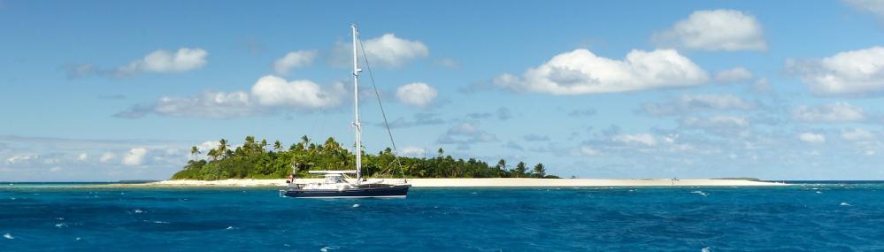 SV Devocean anchored by Malinoa Island